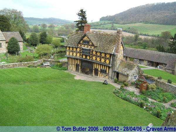 Photo ID: 000942, The gatehouse at Stokesay seen from the top of the tower, Craven Arms, England