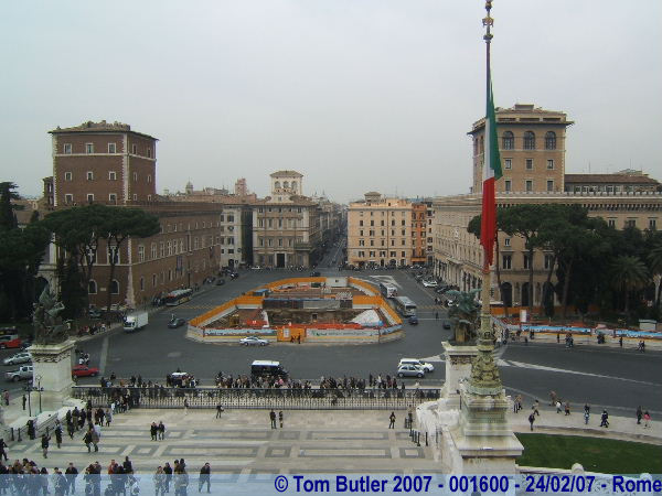 Photo ID: 001600, Piazzia Venezia seen from the Vittorio, Rome, Italy