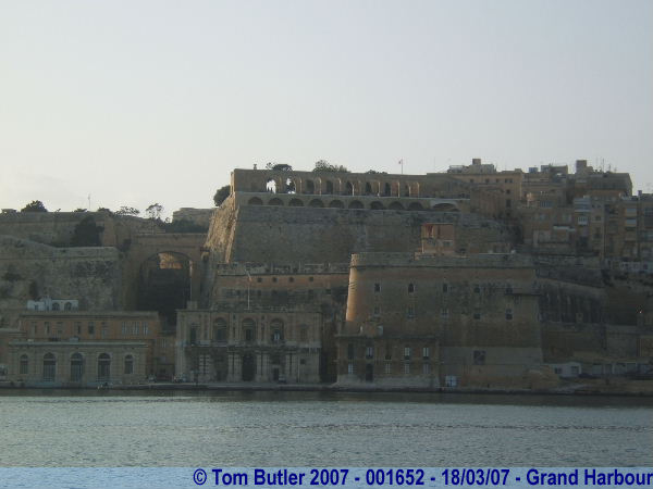 Photo ID: 001652, The upper Barrakka gardens, Grand Harbour, Malta