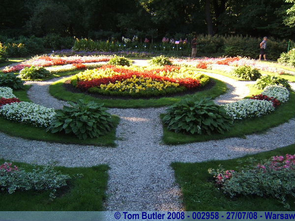 Photo ID: 002958, Inside the botanical gardens, Warsaw, Poland