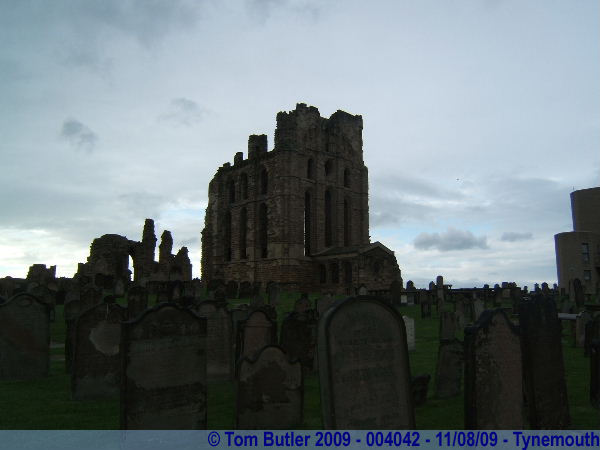 Photo ID: 004042, The ruins of Tynemouth priory, Tynemouth, England