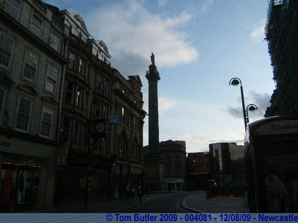 Photo ID: 004081, Grey's monument in the centre of Newcastle, Newcastle upon Tyne, England