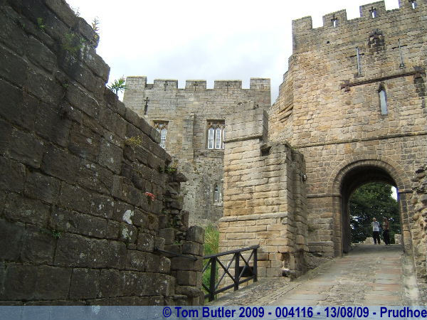 Photo ID: 004116, The gatehouse of Prudhoe Castle, Prudhoe, England