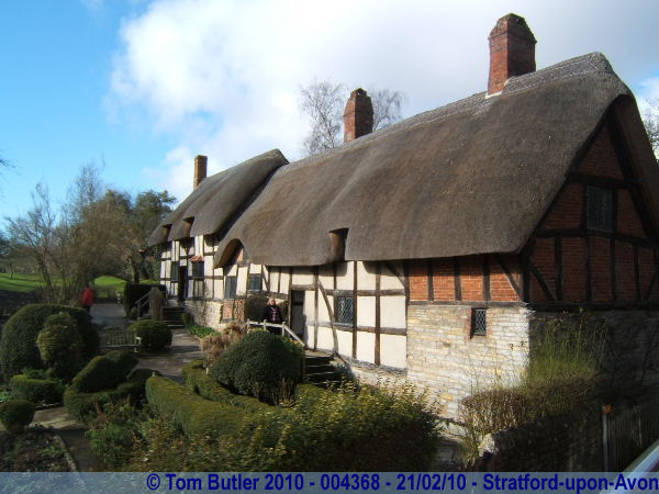 Photo ID: 004368, Anne Hathaway's Cottage, Stratford-upon-Avon, England
