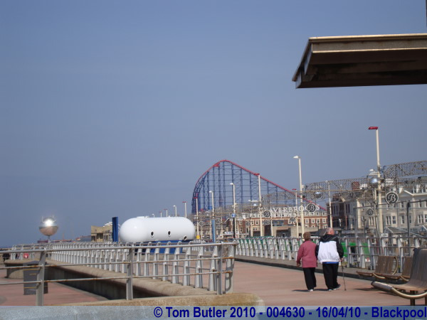Photo ID: 004630, The Prom at Spires Gate, Blackpool, England