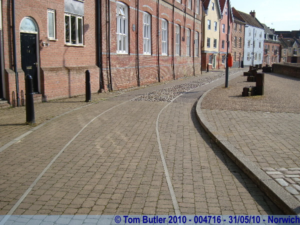 Photo ID: 004716, Stones and cobbles mark out the old tram tracks from the quayside, Norwich, England