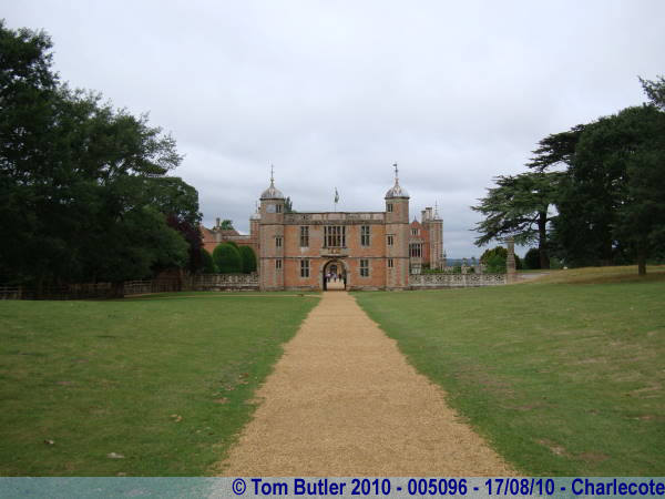 Photo ID: 005096, Approaching the gate house of Charlecote, Charlecote, England