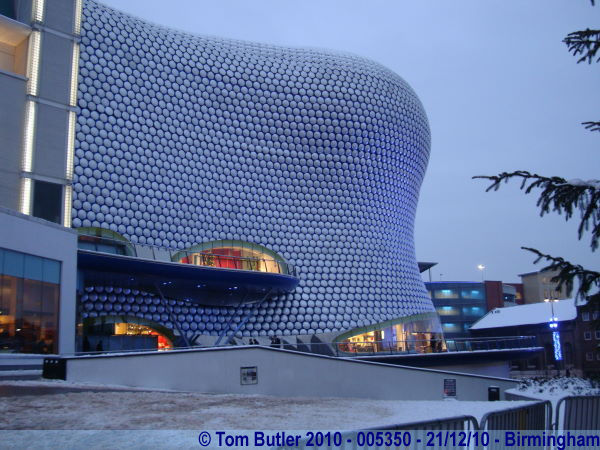 Photo ID: 005350, The modern Iconic structure of the Selfridges building at the end of the Bullring, Birmingham, England