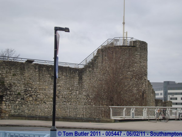 Photo ID: 005447, The tower at the North West corner of the walls, Southampton, England