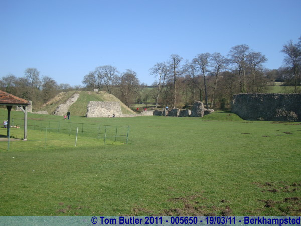 Photo ID: 005650, Looking across the site of Berkhampsted Castle, Berkhampsted, England