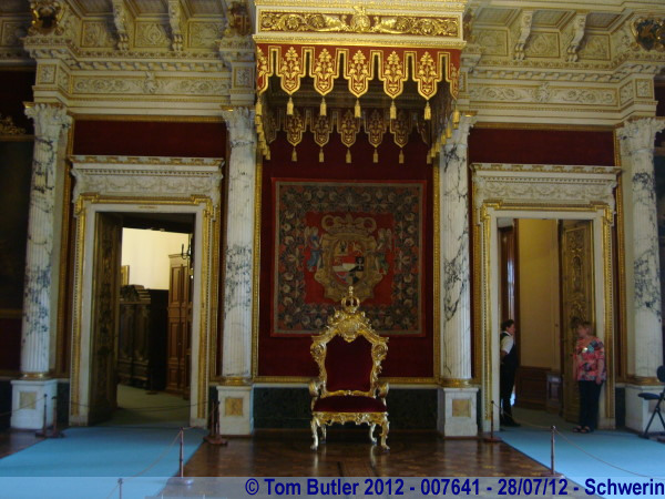 Photo ID: 007641, In the throne room, Schwerin, Germany