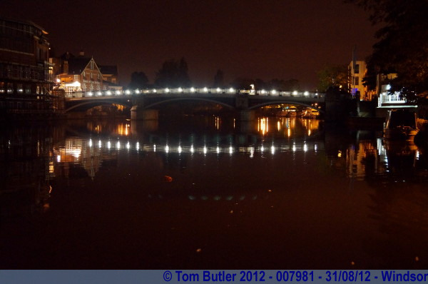 Photo ID: 007981, The town bridge, Windsor, England