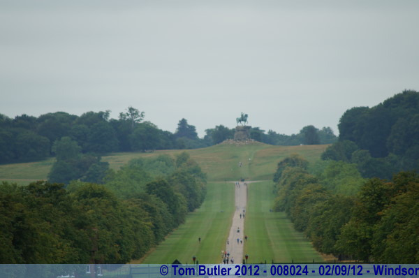 Photo ID: 008024, Looking towards the George III statue at the end of the Long Walk, Windsor, England