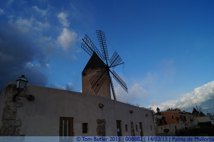 Photo ID: 008882, Windmills in Es Jonquet, Palma de Mallorca, Spain