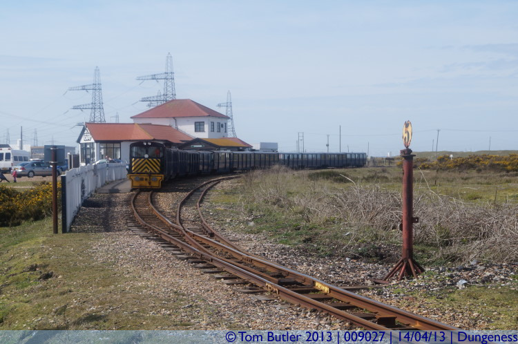 Photo ID: 009027, The train prepares to leave, Dungeness, England
