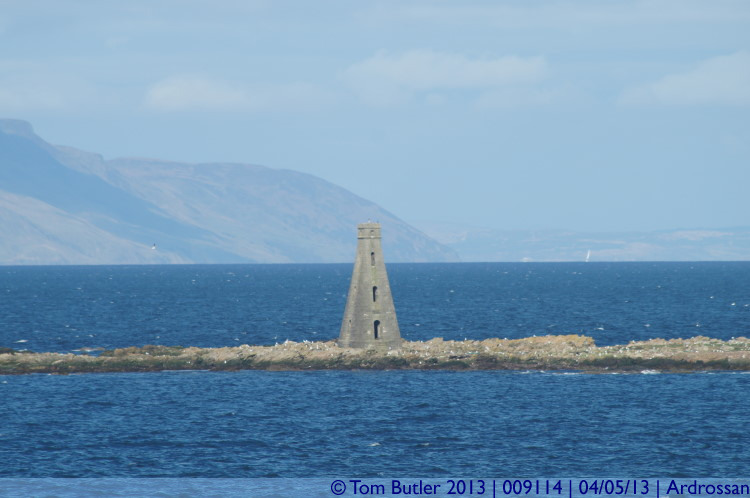 Photo ID: 009114, Lighthouse at the harbour, Ardrossan, Scotland