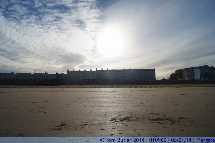 Photo ID: 010960, Sun over the prom, Margate, England
