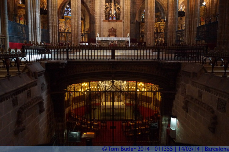 Photo ID: 011355, Altars, Barcelona, Spain