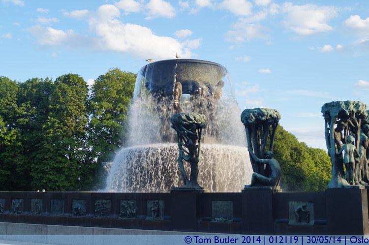 Photo ID: 012119, The fountain, Oslo, Norway