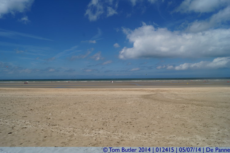 Photo ID: 012415, Out to sea, De Panne, Belgium