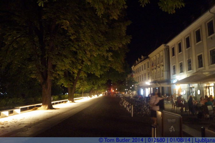 Photo ID: 012680, By the banks of the Ljubljanica, Ljubljana, Slovenia