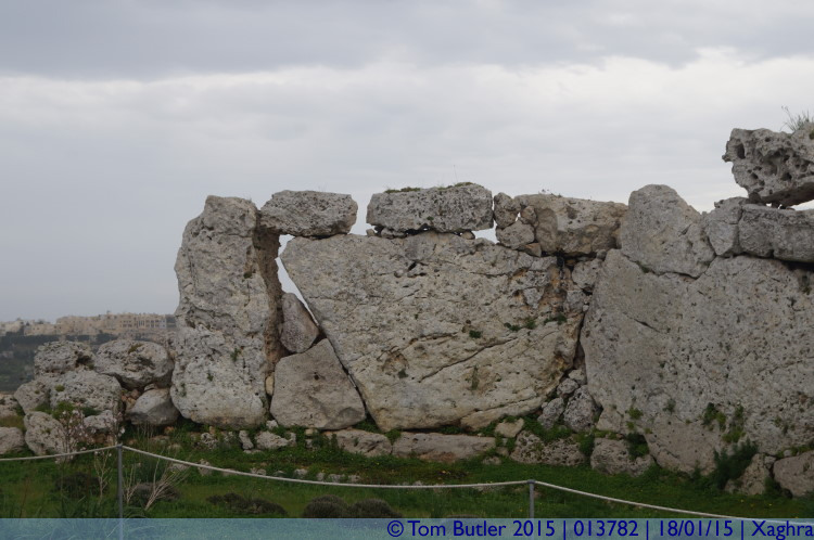 Photo ID: 013782, Curtain wall, Xaghra, Malta