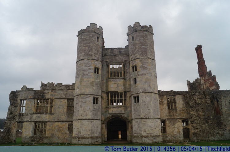 Photo ID: 014356, The rear of the palace, Titchfield, England