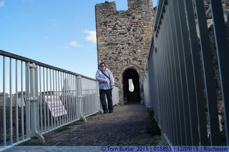 Photo ID: 015855, Standing on the keep roof, Rochester, England
