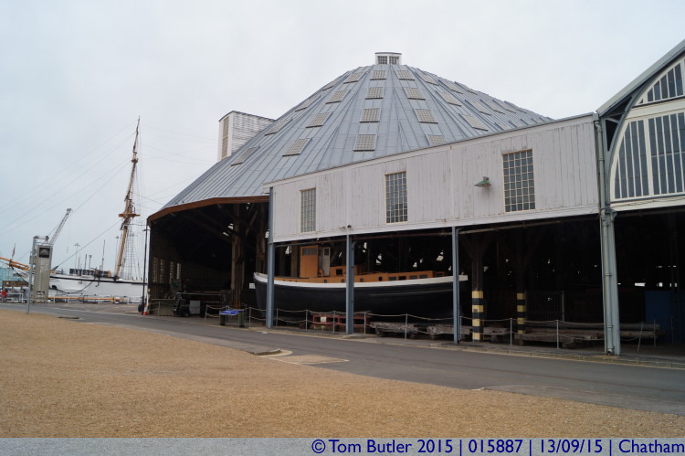 Photo ID: 015887, The big shed, Chatham, England