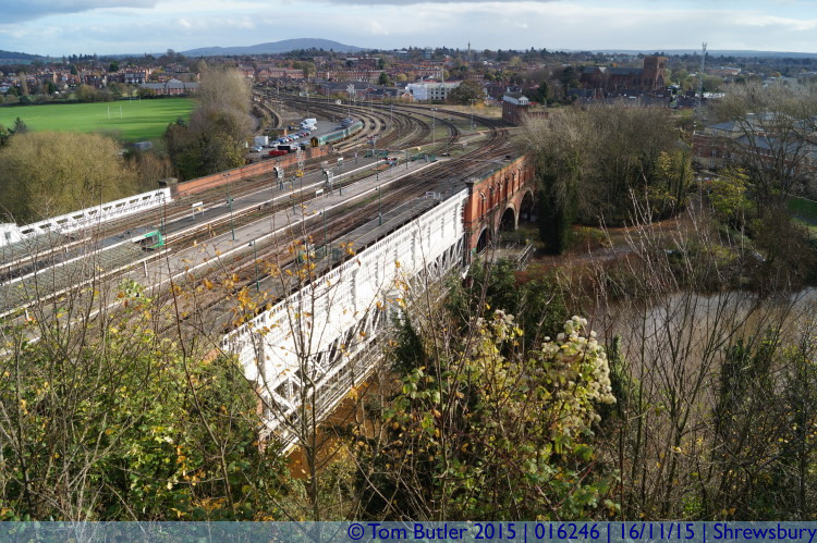Photo ID: 016246, Looking down on the railway, Shrewsbury, England
