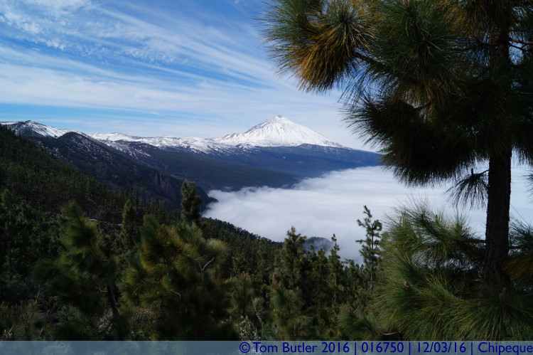 Photo ID: 016750, Mount Teide and Clouds, Chipeque, Spain