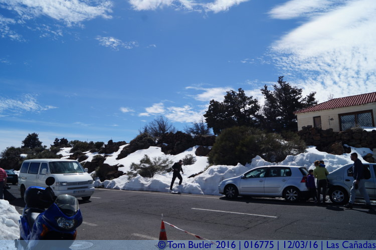 Photo ID: 016775, Snow and sun, Las Caadas, Spain