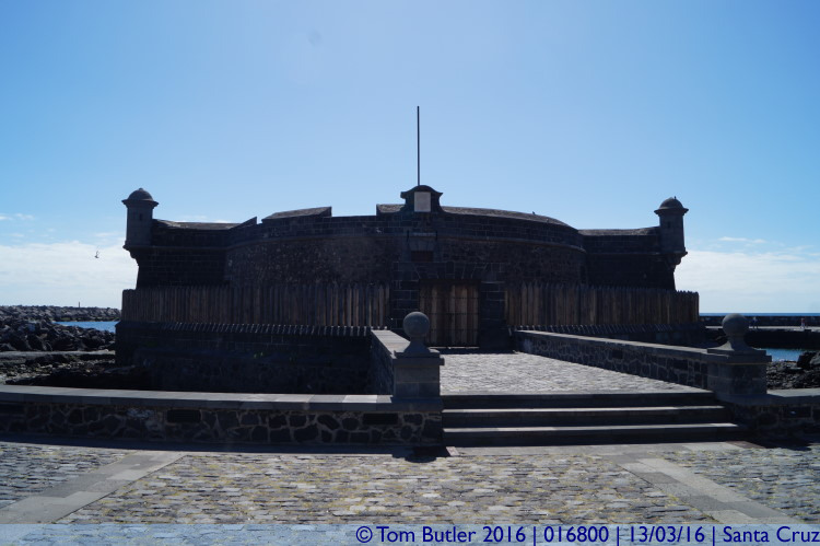 Photo ID: 016800, Front of the castle, Santa Cruz, Spain