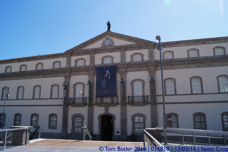Photo ID: 016818, Museum, Santa Cruz, Spain