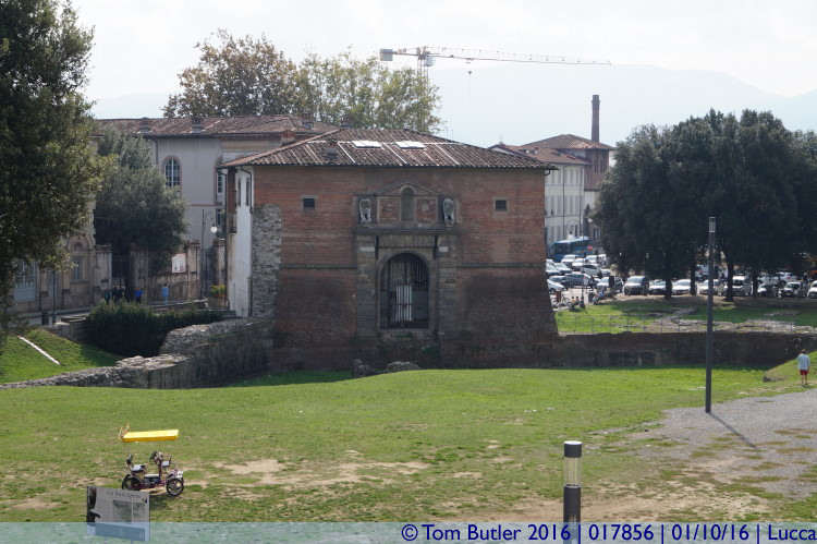 Photo ID: 017856, Saint Donato Gate, Lucca, Italy