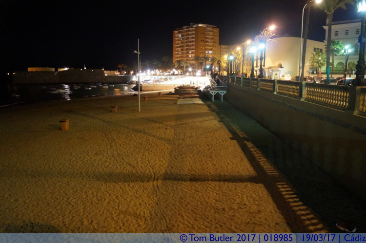 Photo ID: 018985, La Caleta at night, Cadiz, Spain