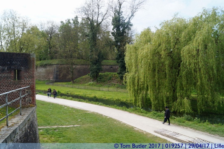 Photo ID: 019257, Walls and moats, Lille, France