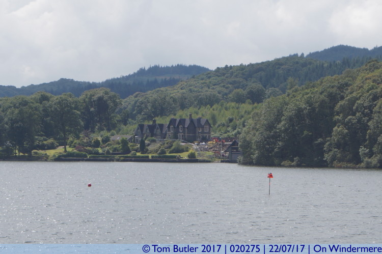 Photo ID: 020275, Lakeside homes at Claife, On Windermere, England