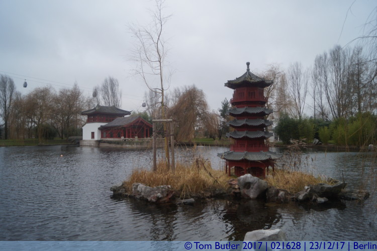 Photo ID: 021628, Mini Pagoda, Berlin, Germany