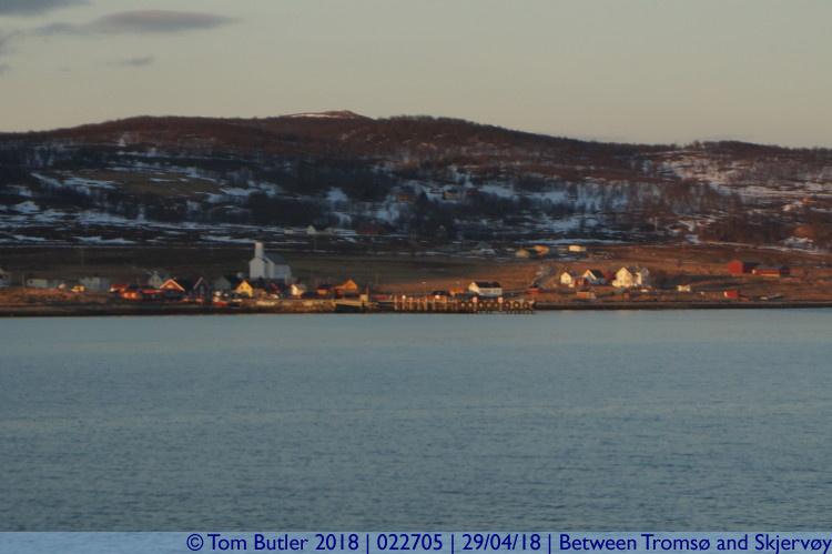 Photo ID: 022705, Fishing village, Between Troms and Skjervy, Norway