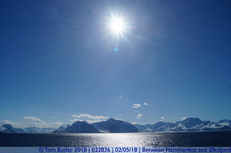 Photo ID: 022836, Sun, mountain, fjord, Between Hammerfest and ksfjord, Norway
