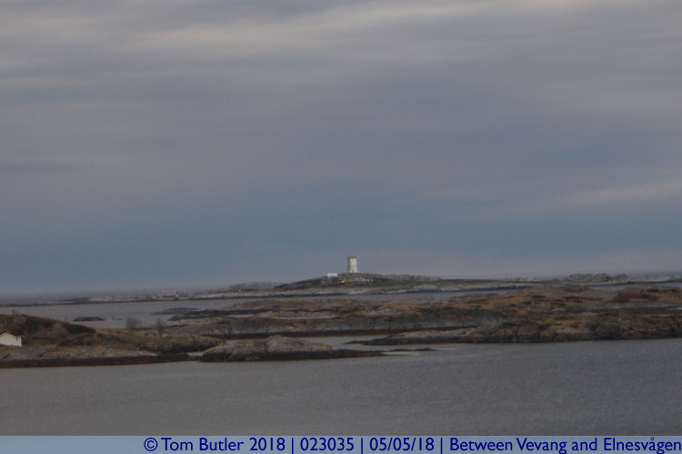 Photo ID: 023035, Lighthouse, Between Vevang and Elnesvgen, Norway