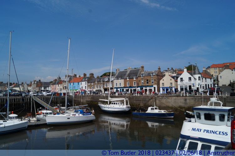 Photo ID: 023437, Town Centre, Anstruther, Scotland