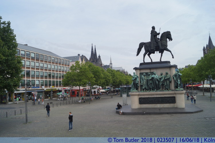 Photo ID: 023507, Heumarkt, Cologne, Germany