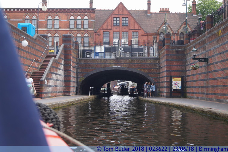Photo ID: 023622, Entering the tunnel, Birmingham, England