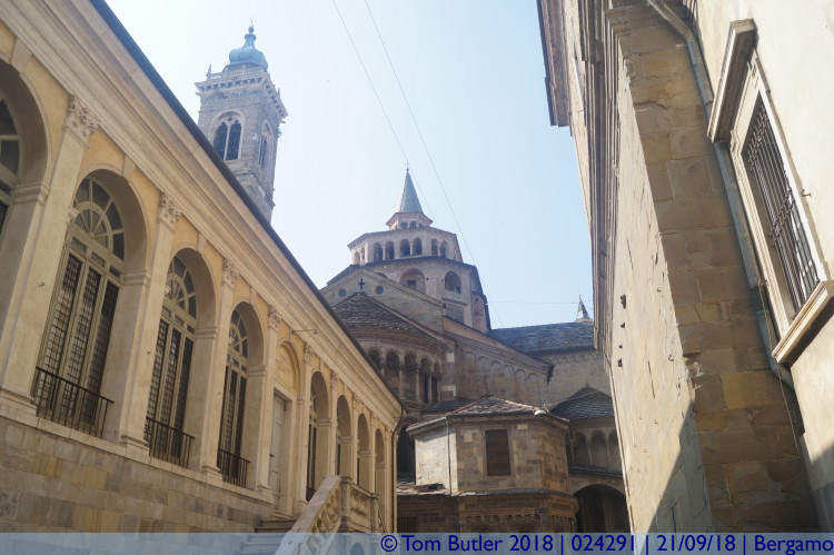 Photo ID: 024291, Behind Santa Maria Maggiore, Bergamo, Italy