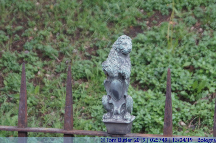 Photo ID: 025749, Lion railings, Bologna, Italy
