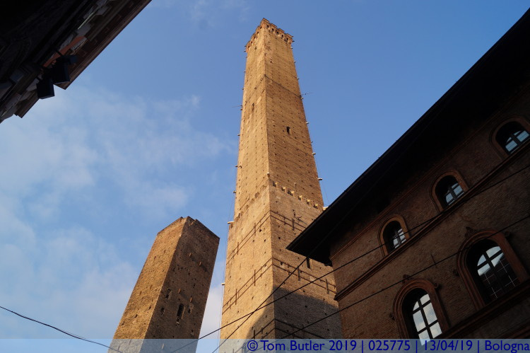 Photo ID: 025775, Garisenda e degli Asinelli, Bologna, Italy