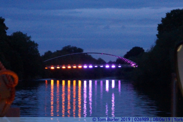 Photo ID: 026989, Millennium Bridge, York, England