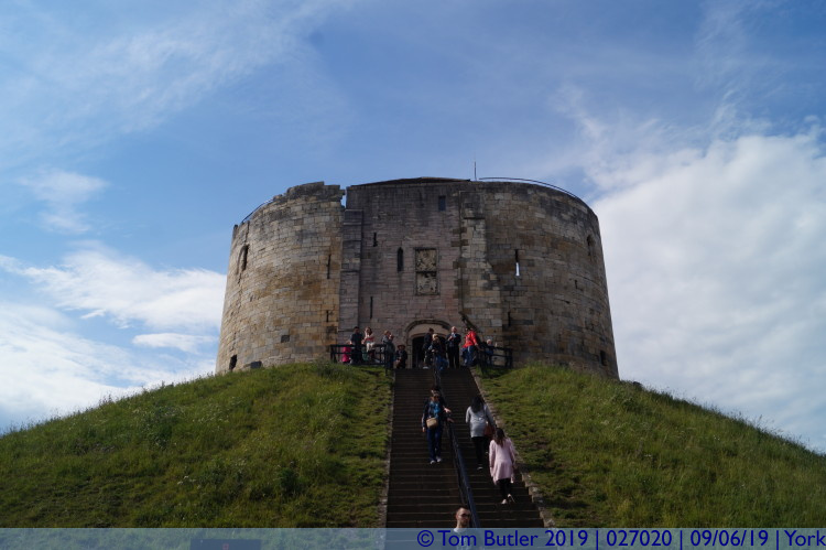 Photo ID: 027020, Approaching the tower, York, England